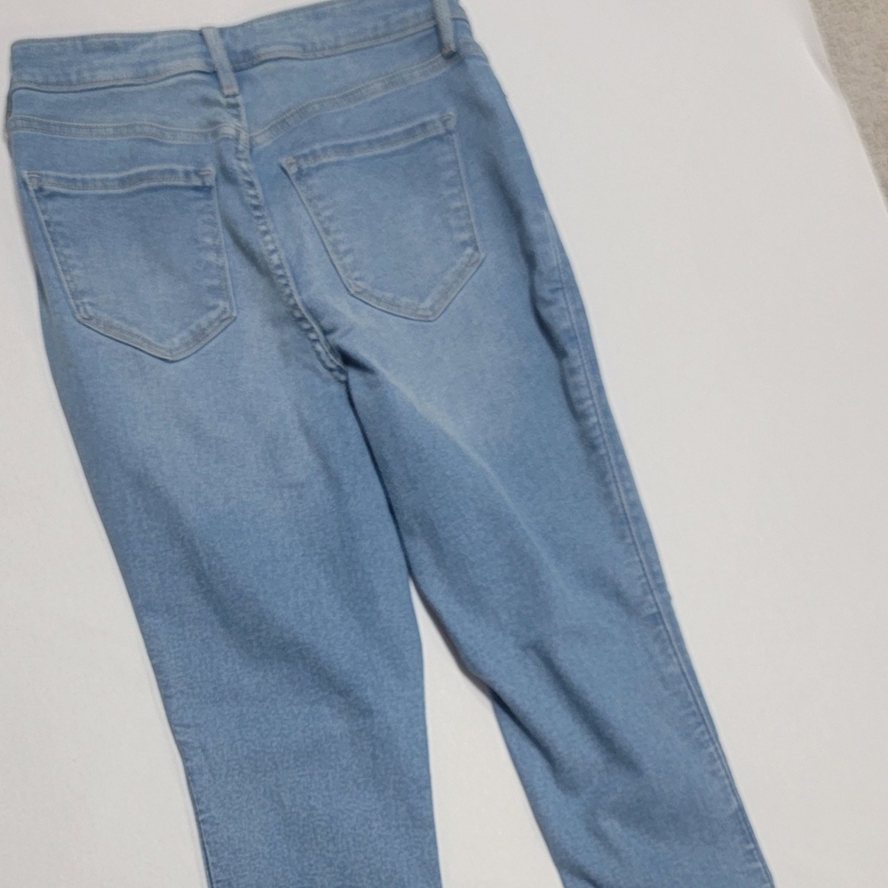Old Navy Rockstar Super Skinny 360 Stretch Extra High-Rise Women's Jeans - Picture 5 of 9